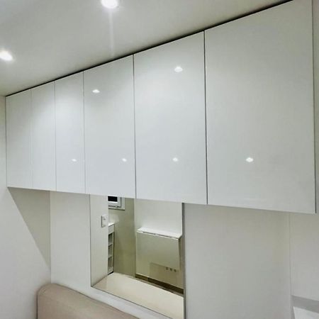 Villa Le petit Saint-Louis à Paris Extérieur photo